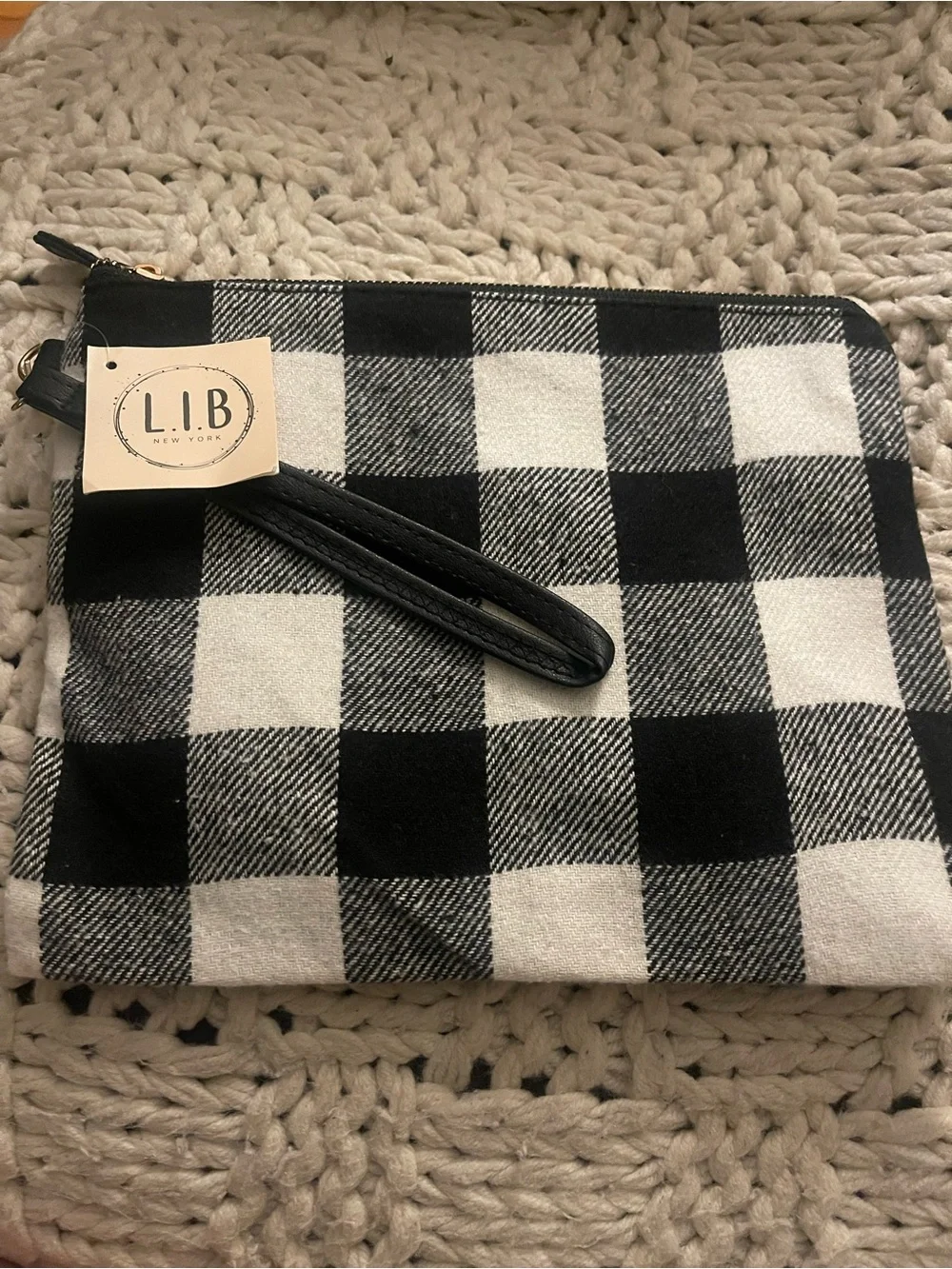 L.I.B new york Black & White Buffalo Check Wristlet NWT